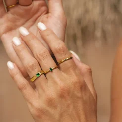 Atolea Jewelry Rings<Dainty Emerald Ring