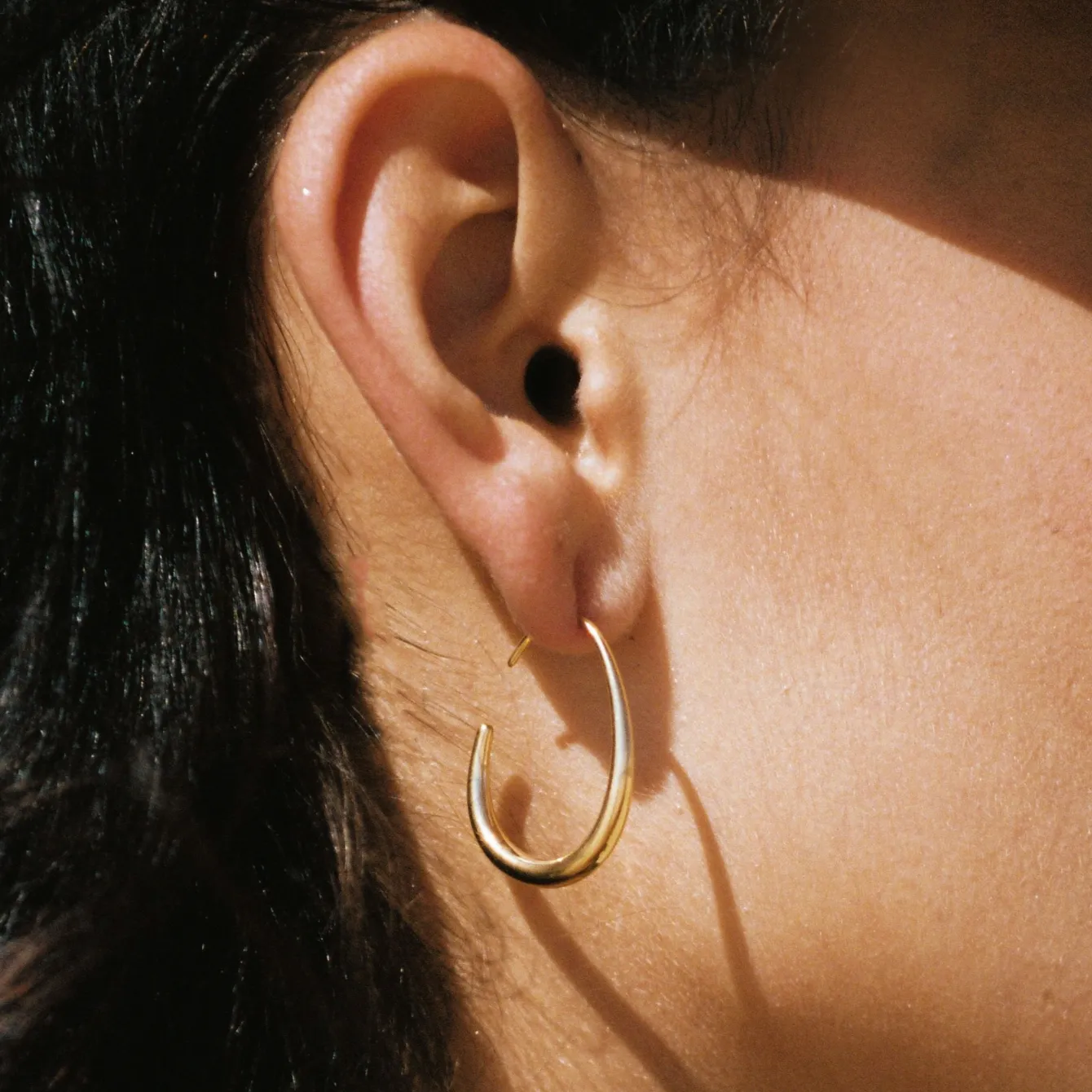 Atolea Jewelry Earrings<Dune Hoops