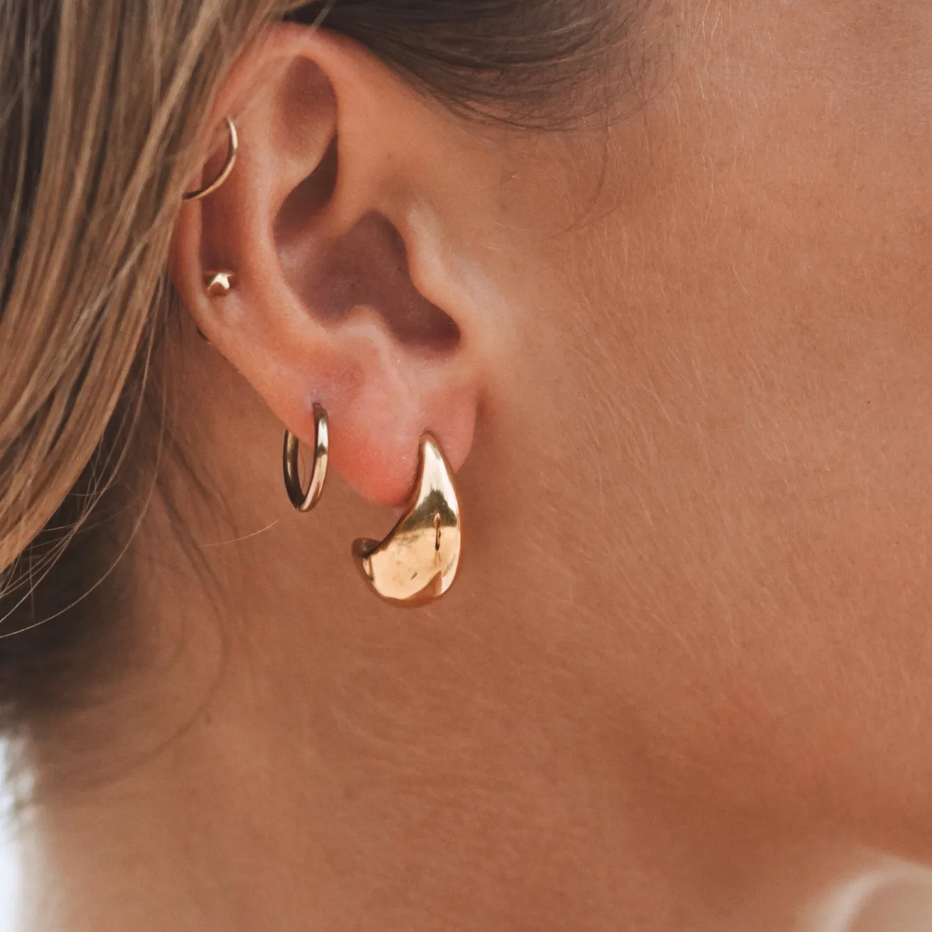 Atolea Jewelry Earrings<Teardrop Hoop Earrings